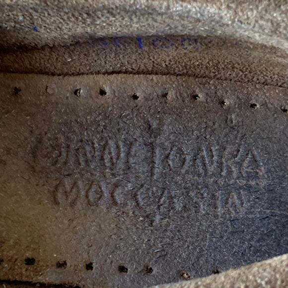 MINNETONKA Moccasin Womens 7 Kilty Hardsole Driving Dusty Brn Suede Fringe 403 - Picture 15 of 15
